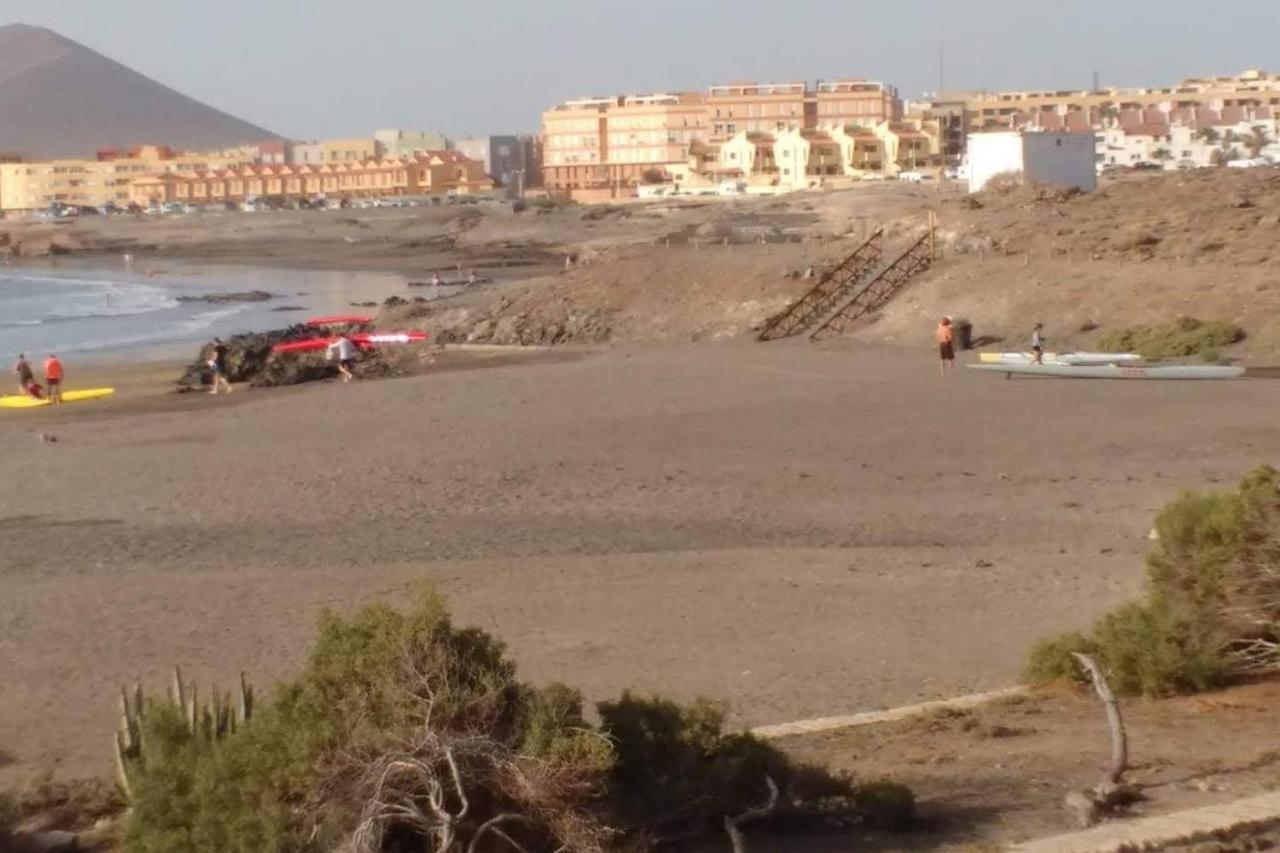 فيلا Luminoso Adosado Frente Al Mar El Médano المظهر الخارجي الصورة