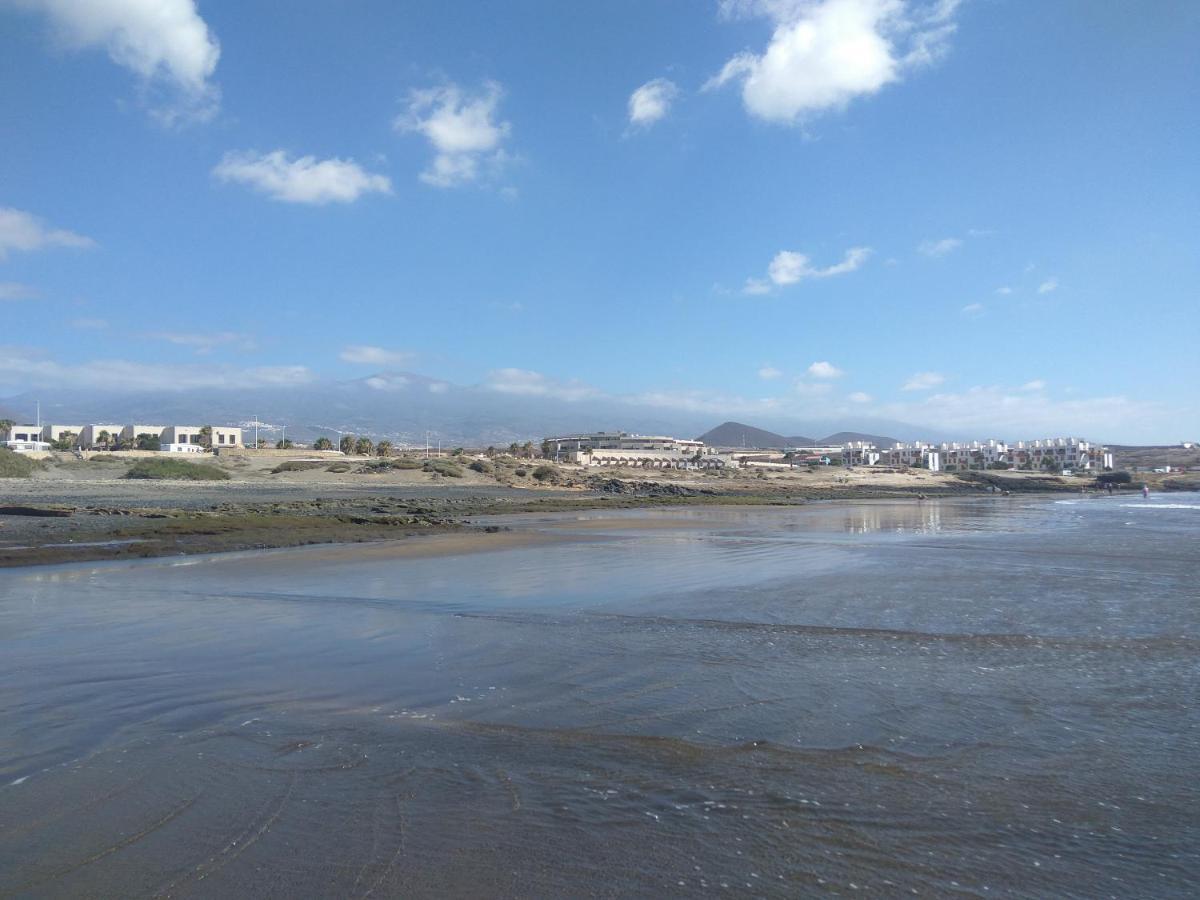 فيلا Luminoso Adosado Frente Al Mar El Médano المظهر الخارجي الصورة